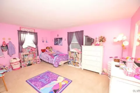 2192 W Dell Rd, Bath, PA 18014 photo 13