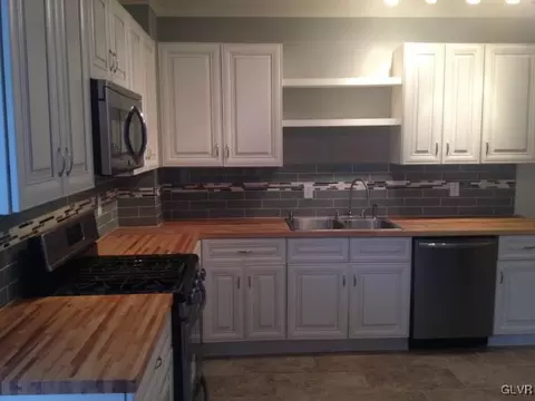 712 Maple St, Bethlehem, PA 18018 photo 6