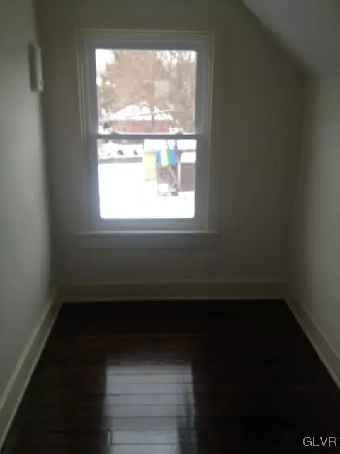 712 Maple St, Bethlehem, PA 18018 photo 31
