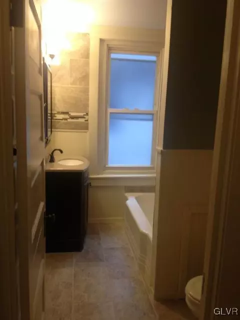 712 Maple St, Bethlehem, PA 18018 photo 15