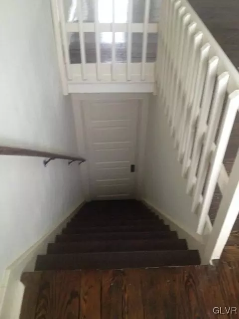 712 Maple St, Bethlehem, PA 18018 photo 28