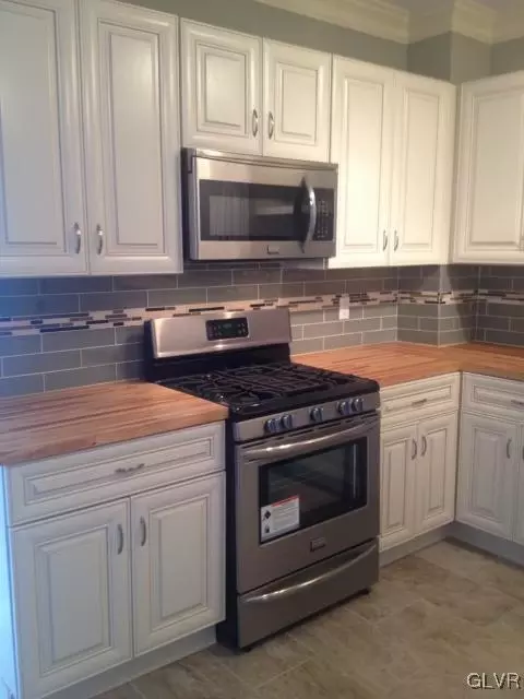 712 Maple St, Bethlehem, PA 18018 photo 9