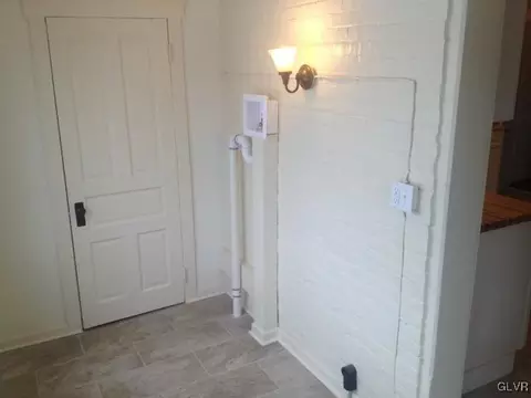 712 Maple St, Bethlehem, PA 18018 photo 46