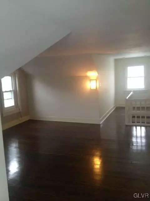 712 Maple St, Bethlehem, PA 18018 photo 23