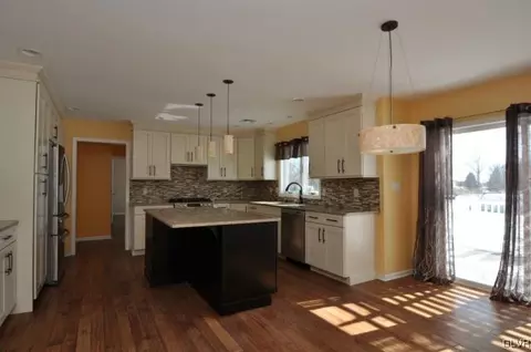 260 E Mountain Rd, Wind Gap, PA 18091 photo 11