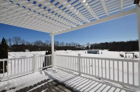 260 E Mountain Rd, Wind Gap, PA 18091 photo 43