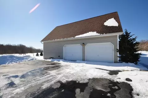 260 E Mountain Rd, Wind Gap, PA 18091 photo 47