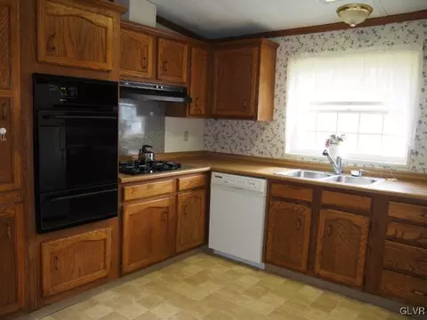 271 Pine Cone Ct, Bath, PA 18014 photo 16
