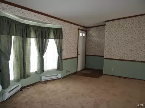 271 Pine Cone Ct, Bath, PA 18014 photo 11