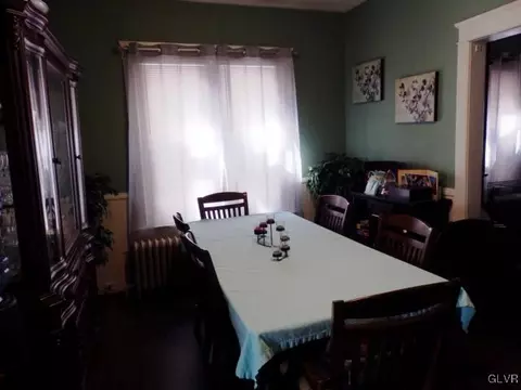 918 E 5th St, Bethlehem, PA 18015 photo 4