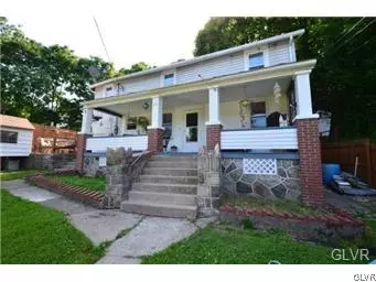 210 Roseto Ave, Bangor, PA 18013 photo 1