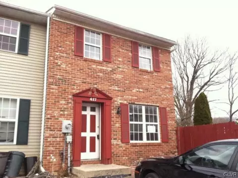 417 Old Forge Dr, Bath, PA 18014 photo 1