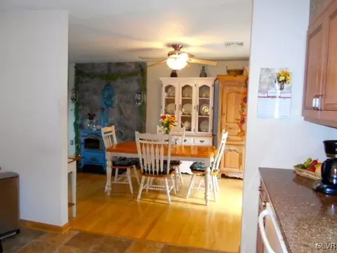 555 Bauer Rd, Bath, PA 18014 photo 18