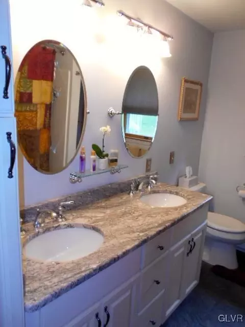 555 Bauer Rd, Bath, PA 18014 photo 28
