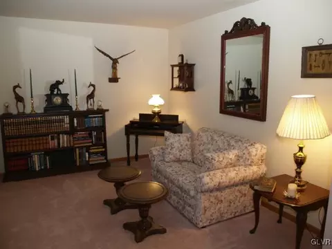 2544 Beacon Rd, Bath, PA 18014 photo 7