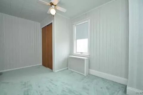418 Penn St, Bath, PA 18014 photo 14