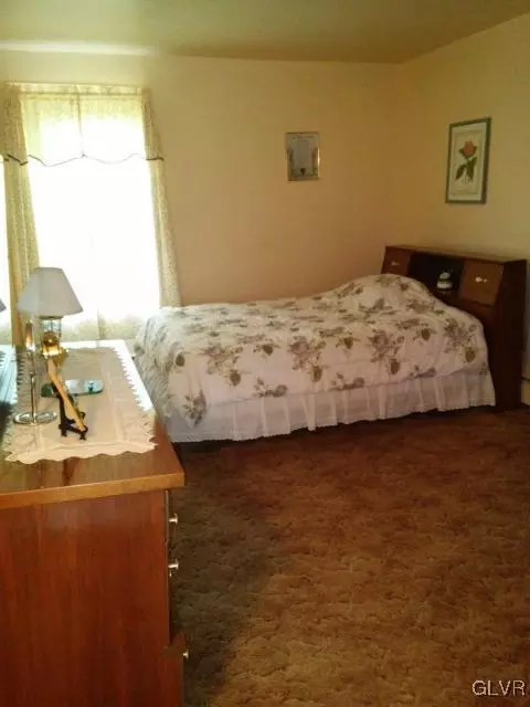 1132 Eck Ln, Coplay, PA 18037 photo 12