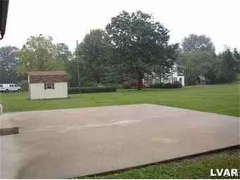 1132 Eck Ln, Coplay, PA 18037 photo 5