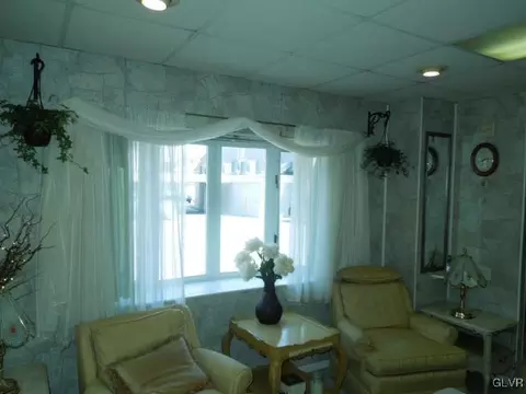238 Raspberry St, Bethlehem, PA 18018 photo 4