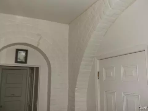 610 Spring St, Bethlehem, PA 18018 photo 6