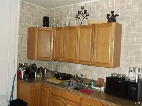 610 Spring St, Bethlehem, PA 18018 photo 15