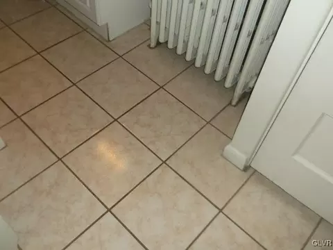 610 Spring St, Bethlehem, PA 18018 photo 8