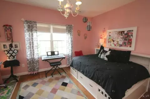 1841 Viola Ln, Hellertown, PA 18055 photo 15