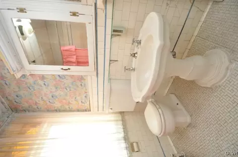 1208 Eckert Ave, Reading, PA 19602 photo 11