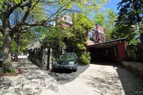 1208 Eckert Ave, Reading, PA 19602 photo 2
