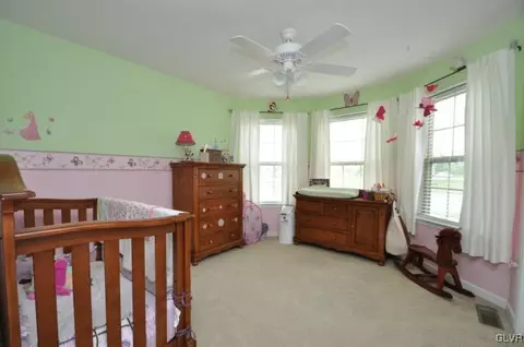 454 Keystone Ct, Bath, PA 18014 photo 16