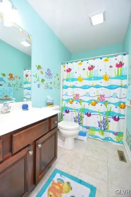 454 Keystone Ct, Bath, PA 18014 photo 19