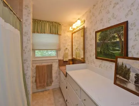 51 E Wall St, Bethlehem, PA 18018 photo 10