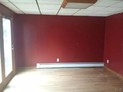715 Winters Ave, Hazle Township, PA 18202 photo 3