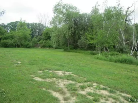 2794 Eckerts Ln, Bath, PA 18014 photo 19