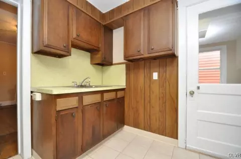628 3rd Ave, Bethlehem, PA 18018 photo 9