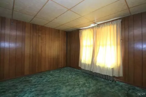 1434 Spring St, Bethlehem, PA 18018 photo 2