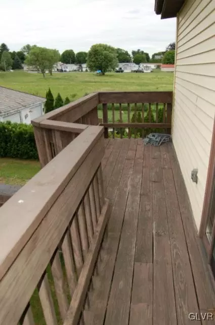 569 Monocacy Dr, Bath, PA 18014 photo 26