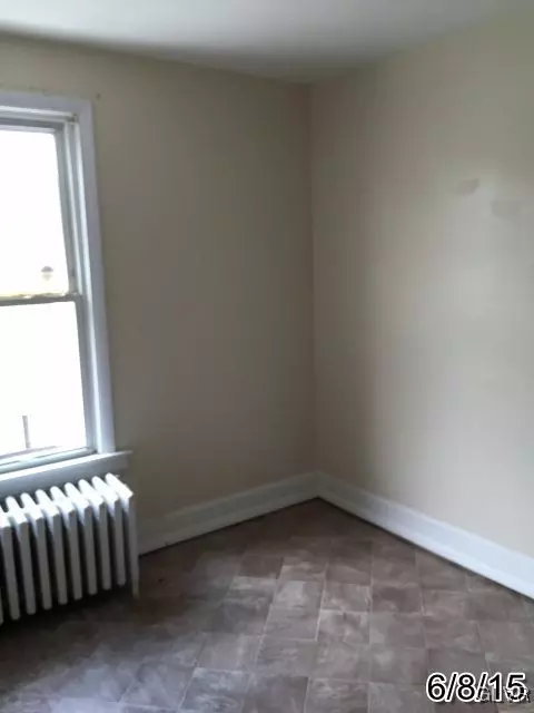 322 E Beech St, Hazleton, PA 18201 photo 6