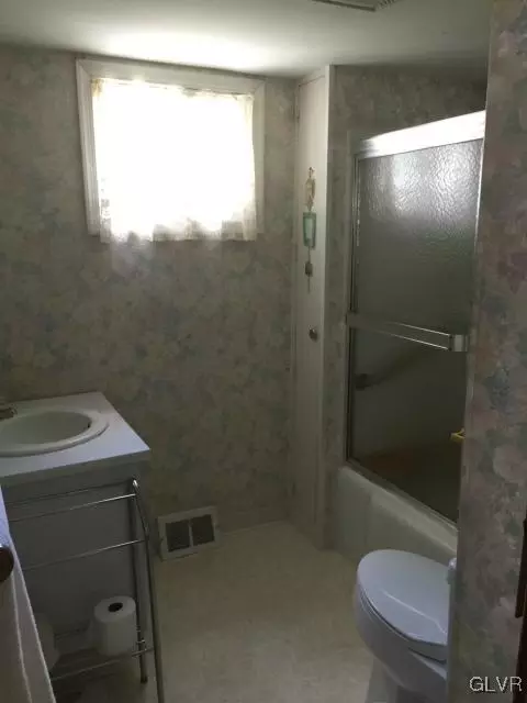 409 E Wall St, Bethlehem, PA 18018 photo 4