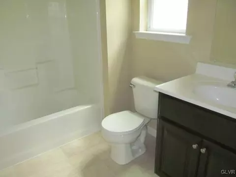 923 E 8th St, Bethlehem, PA 18015 photo 12