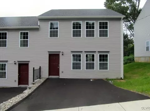 923 E 8th St, Bethlehem, PA 18015 photo 1