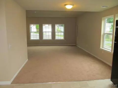 921 E 8th St, Bethlehem, PA 18015 photo 6