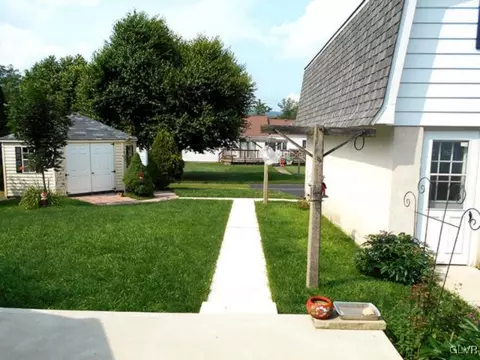 162 E 2nd St, Wind Gap, PA 18091 photo 22