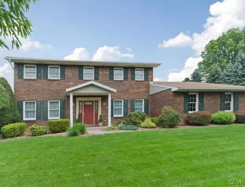 351 Apollo Dr, Bethlehem, PA 18017 photo 1