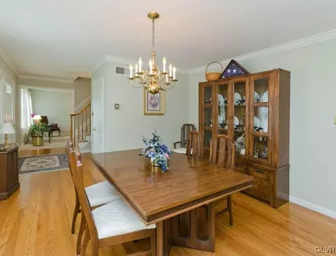 351 Apollo Dr, Bethlehem, PA 18017 photo 4