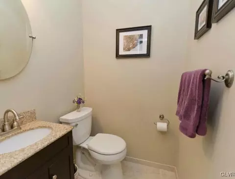 351 Apollo Dr, Bethlehem, PA 18017 photo 9