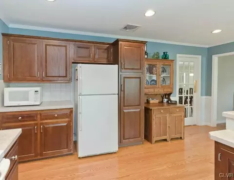 351 Apollo Dr, Bethlehem, PA 18017 photo 5