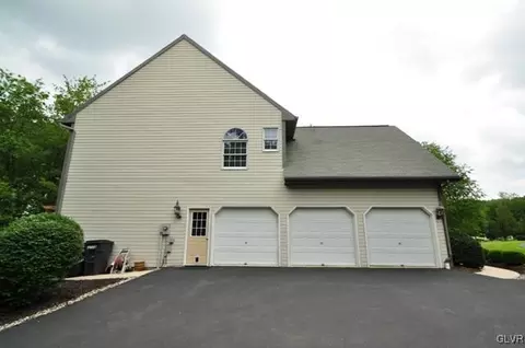4227 Hillterrace Dr, Sinking Spring, PA 19608 photo 42