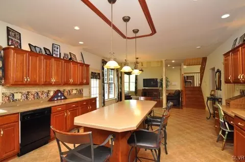 4227 Hillterrace Dr, Sinking Spring, PA 19608 photo 19