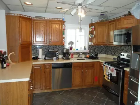 1031 Washington St, Fullerton, PA 18052 photo 6